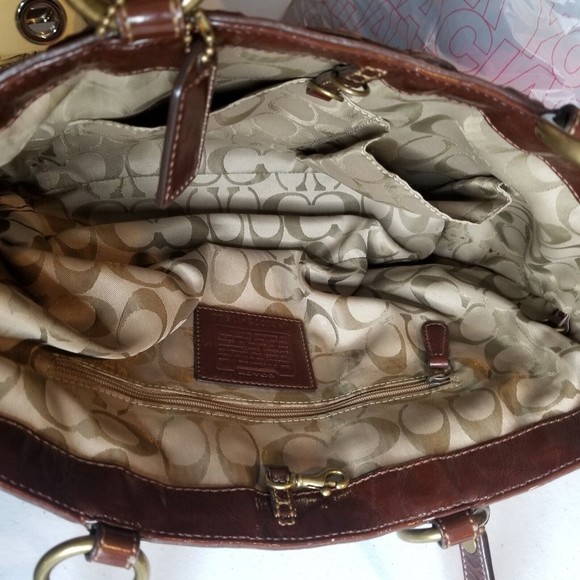 Coach Brown Patent Leather East-West Purse, Gold Hardware - Picture 4 of 10